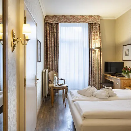 Grand Beau Rivage Hotell