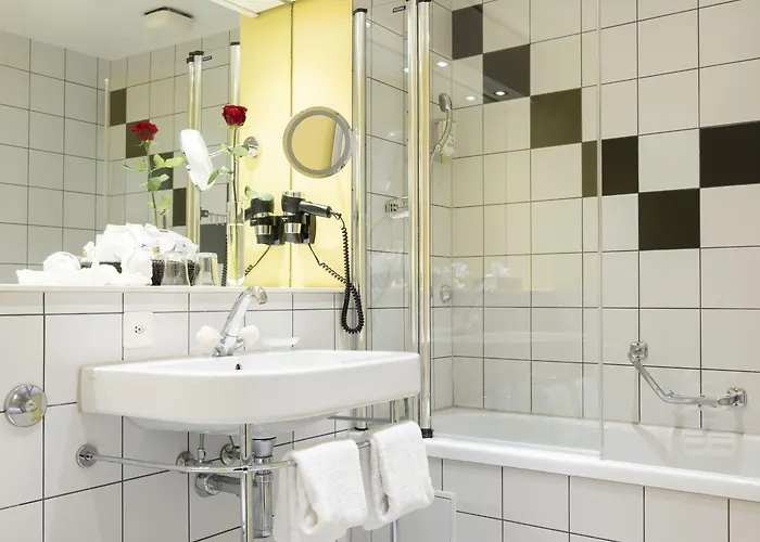 Отель Grand Beau Rivage