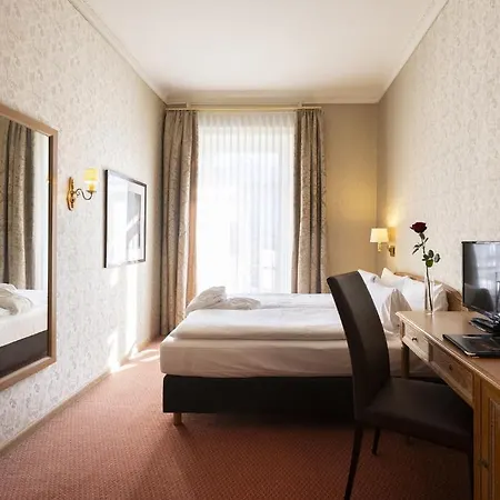 Grand Beau Rivage Otel