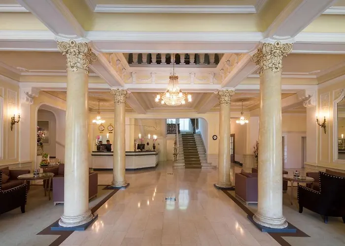 Grand Beau Rivage Hotel